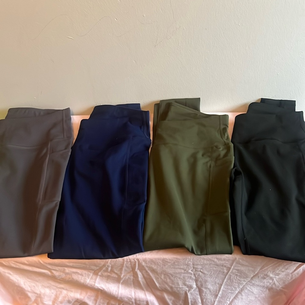 Athletic leggings